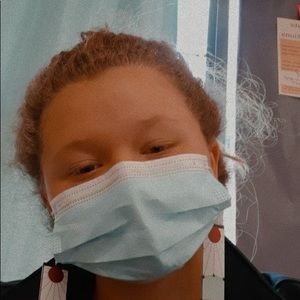 Meet your Posher, Ashlee